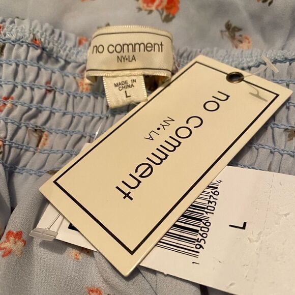 NO COMMENT Junior Large Floral Print Top - Picture 6 of 6